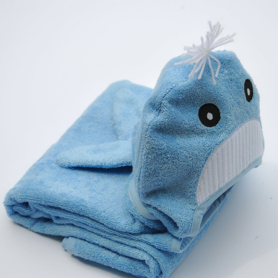 Bamboo Rayon Whale Hooded Turkish Towel: Baby